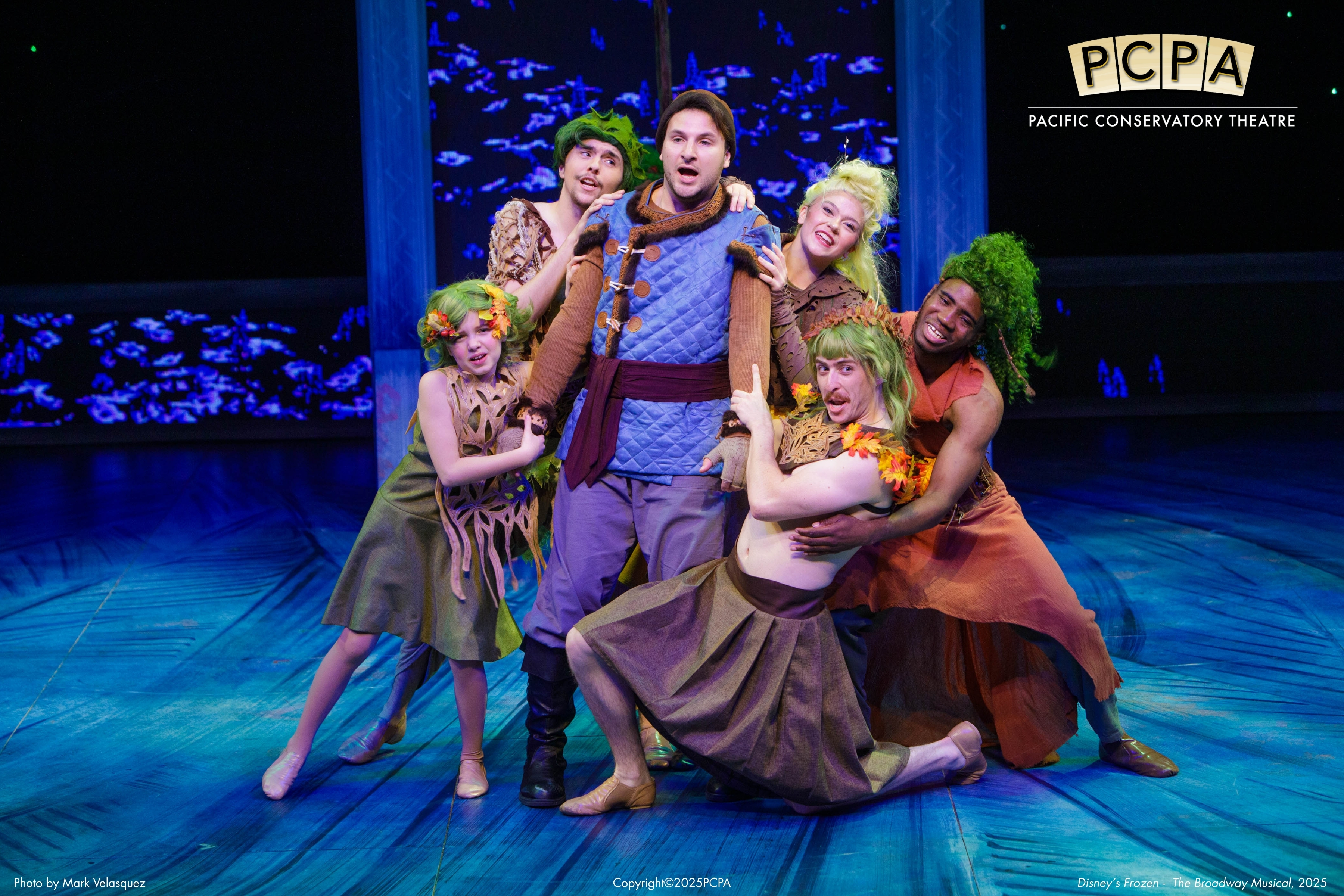 Frozen - Kristoff dancing with the ensemble